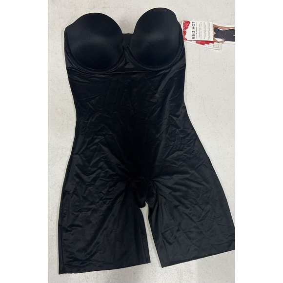 Spanx Other - Assets By Spanx Women’s Size Small Very Black Strapless Cupped Bodysuit NWT